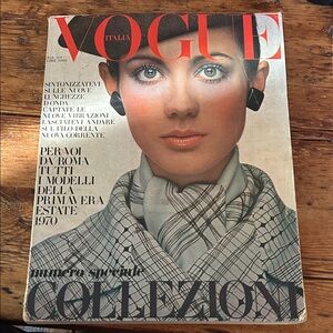 Vintage Vogue Italia Magazine March 1970
